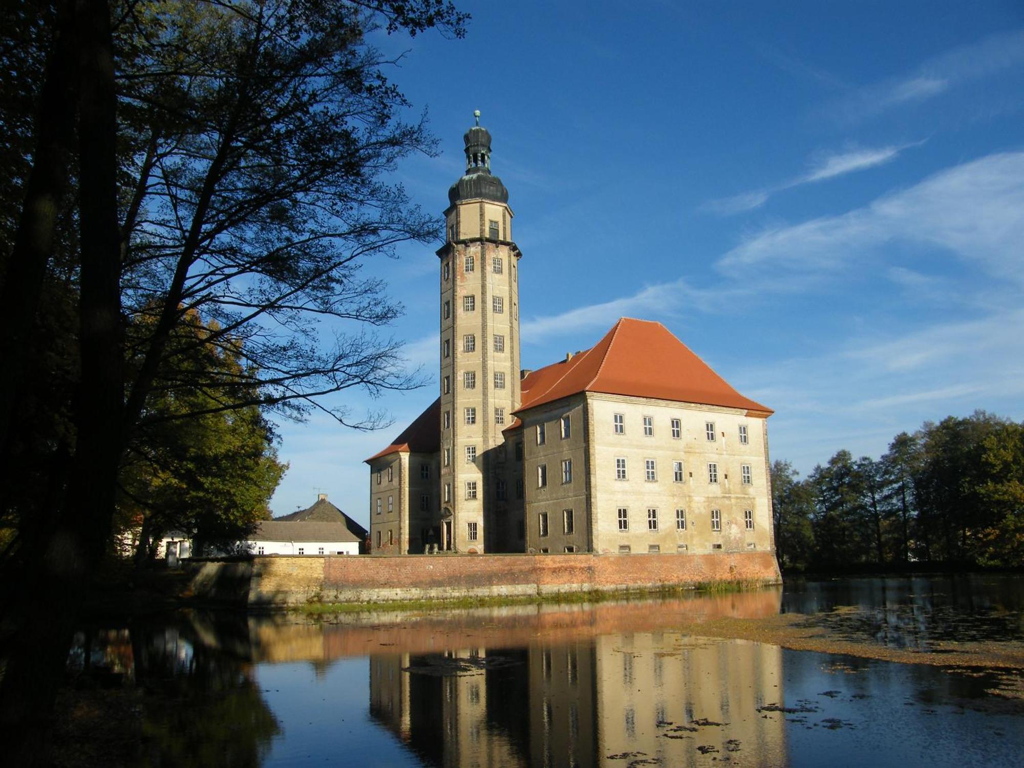 Resort "Schloss Reinharz" Bad Schmiedeberg Εξωτερικό φωτογραφία